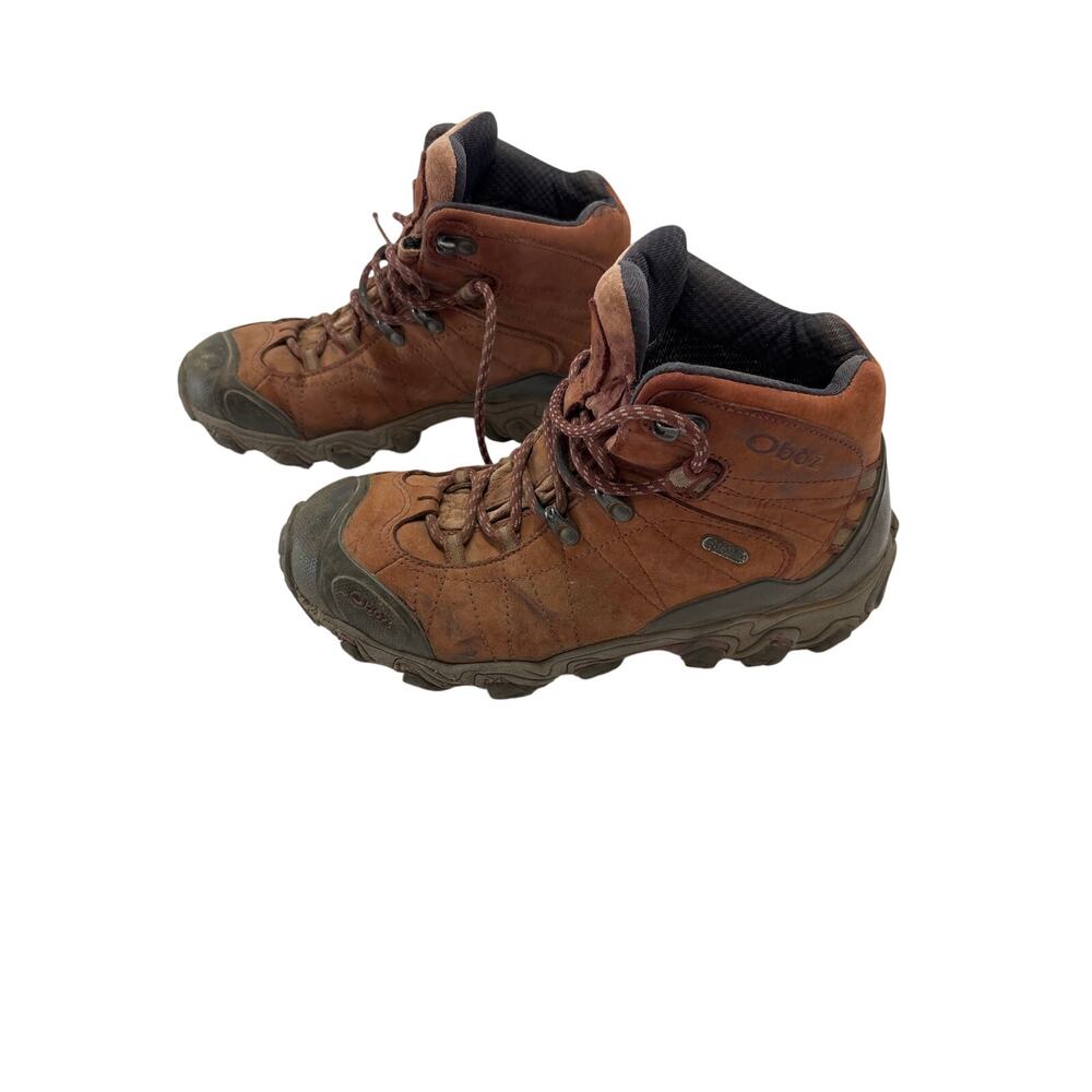 Oboz women’s hiking/trail boots in fair pre-owned condition.